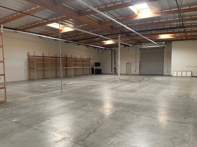 More Photos Of 1641 S Rose Ave, Oxnard Warehouse For Lease