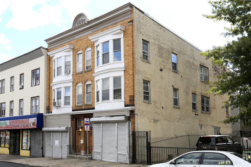 Primary Photo Of 304-306 S Orange Ave, Newark Storefront Retail Residential For Sale