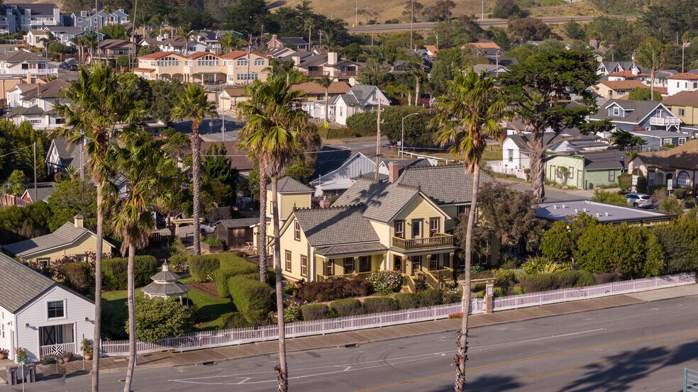 More Photos Of 149 Cayucos Dr, Cayucos Hospitality For Sale