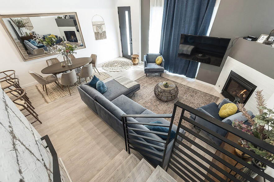More Photos Of 1002 N Hudson Ave, Los Angeles Apartments For Sale