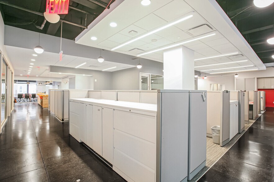 More Photos Of 421 W 54th St, New York Apartments For Sale