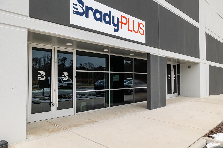 More Photos Of 12075 Harley Club Dr, Ashland Distribution For Lease
