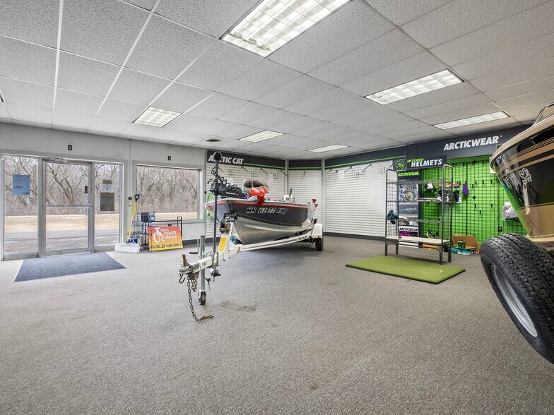 More Photos Of 2335 W Main St, Red Wing Auto Repair For Sale