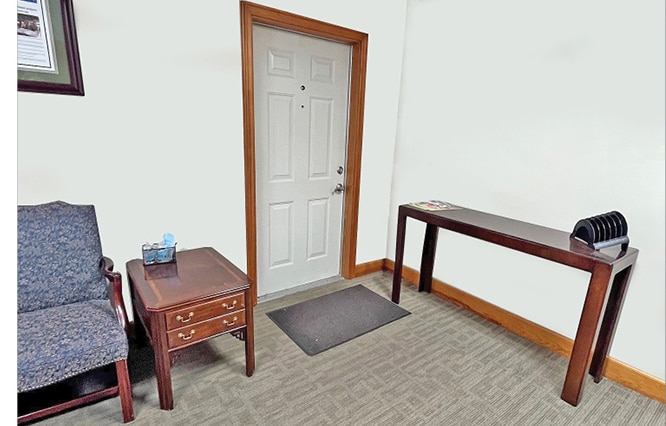 More Photos Of 1706 Bartlett Rd, Memphis Office For Lease