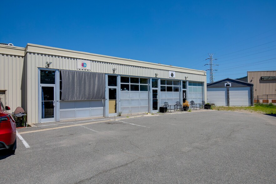 More Photos Of 1726 Altamont Ave, Richmond Warehouse For Lease