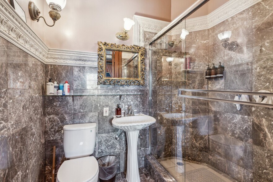 More Photos Of 1057 Steiner St, San Francisco Hospitality For Sale