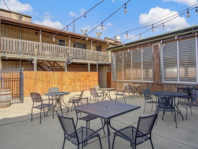 More Photos Of 200 N Main St, Dupo Specialty For Sale