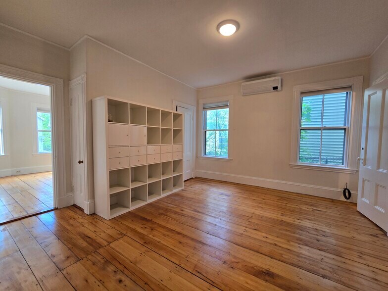 More Photos Of 96-98 Boylston St, Brookline Apartments For Sale