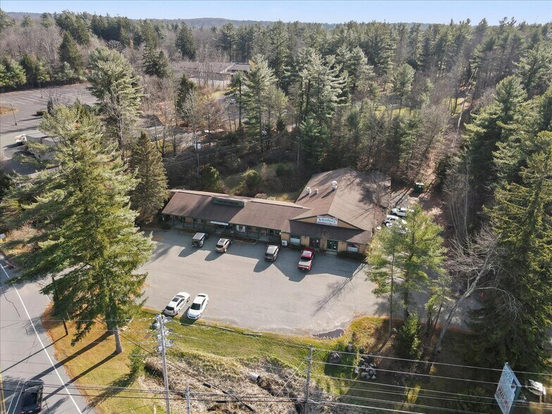 More Photos Of 1904 PA-940, Pocono Pines General Retail For Sale