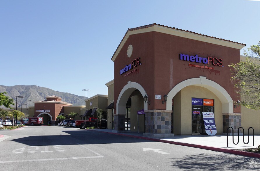 More Photos Of 621-671 N State St, San Jacinto Unknown For Lease