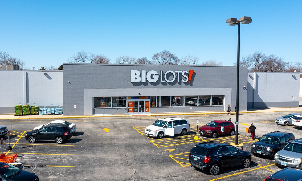 More Photos Of 8148 S Cicero Ave, Burbank Freestanding For Lease