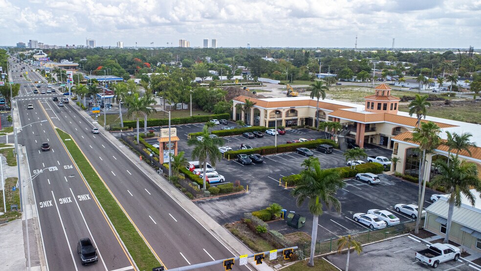 More Photos Of 3049 Cleveland Ave, Fort Myers Medical For Lease