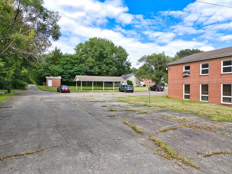 More Photos Of 1219 Second St, Radford Religious Facility For Sale