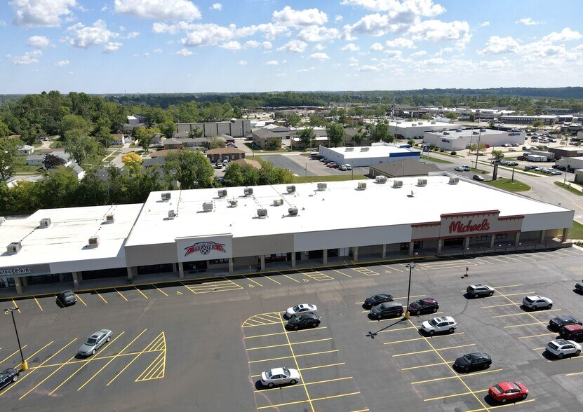 More Photos Of 1398-1470 Twixt Town Rd, Marion General Retail For Sale
