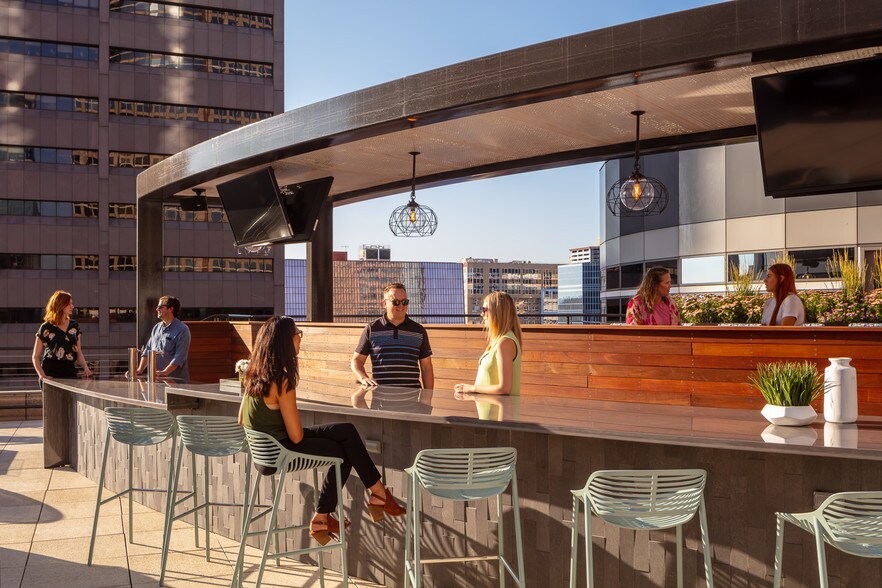 More Photos Of 225 S 6th St, Minneapolis Office For Lease