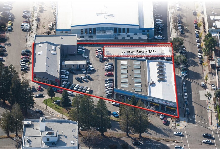 More Photos Of 2700 Shattuck Ave, Berkeley Auto Dealership For Lease