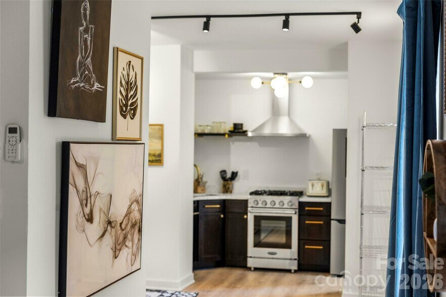 More Photos Of 9-13 Broadway St, Asheville Storefront Retail Office For Sale