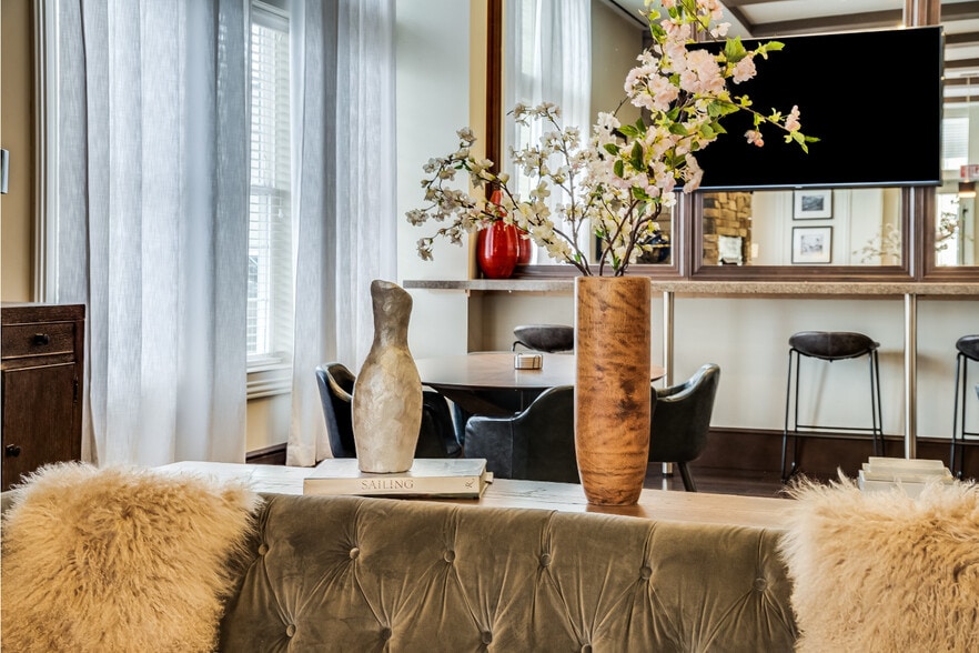 More Photos Of 1 Village Grn, Patchogue Apartments For Lease