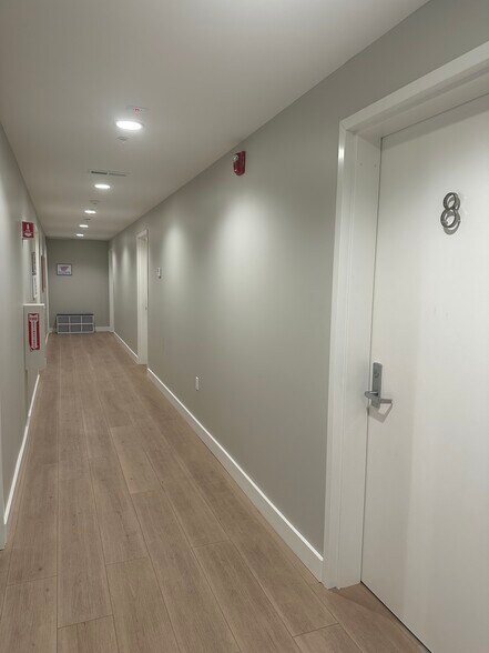 More Photos Of 516 Ave Alhambra, El Granada Office Residential For Lease