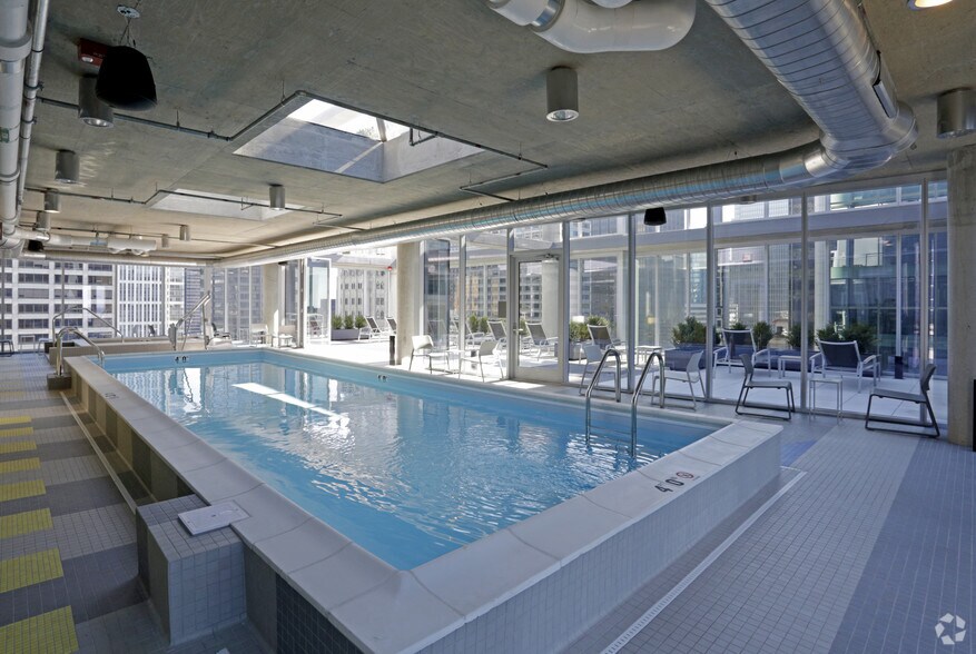 More Photos Of 215 W Lake St, Chicago Apartments For Lease