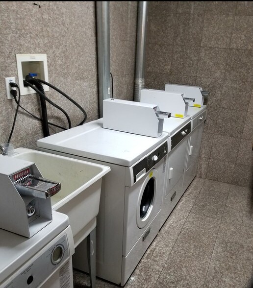 More Photos Of 10407 Otis Ave, Corona Apartments For Sale