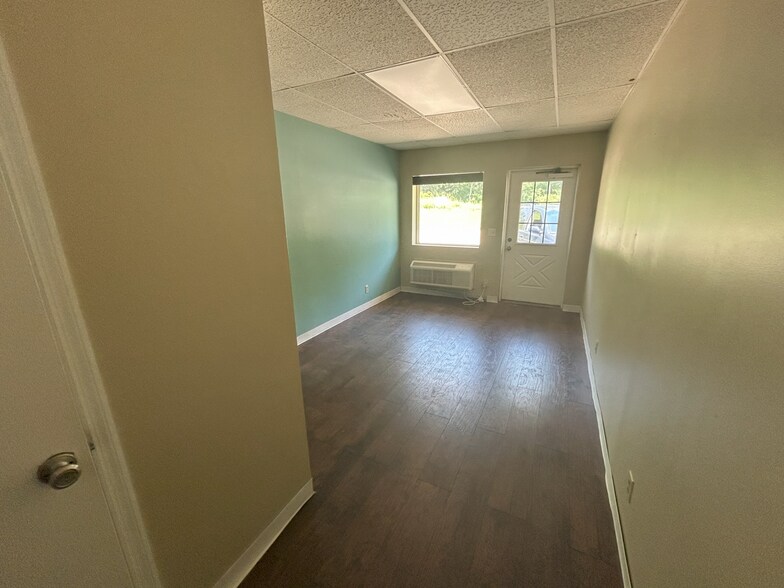 More Photos Of 10900 Loveland Madeira Rd, Loveland General Retail For Lease