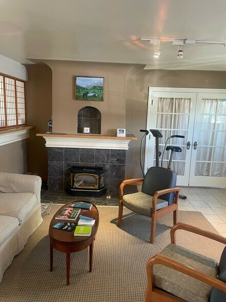 More Photos Of 1365 Kipling St, Lakewood Medical For Sale