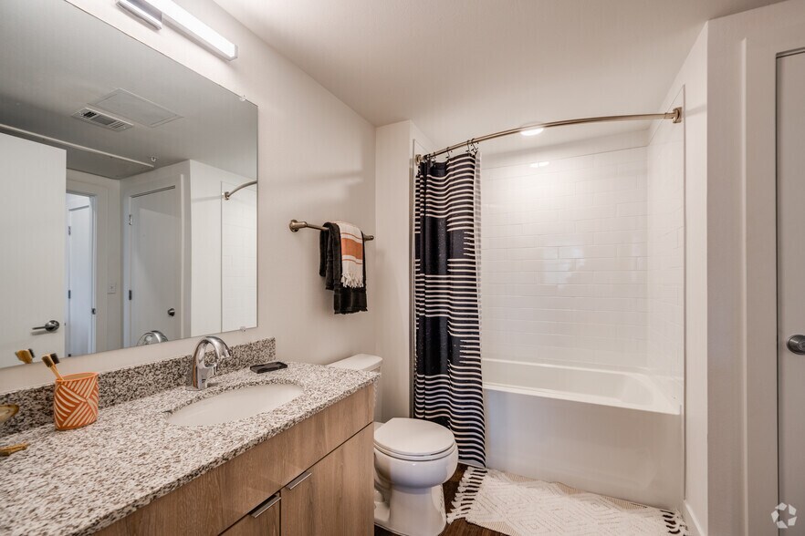 More Photos Of 2405 38th Ave, Greeley Apartments For Lease