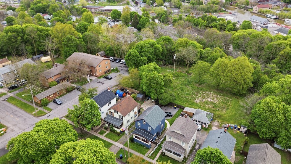 More Photos Of 55 Washington St, Lockport Apartments For Sale