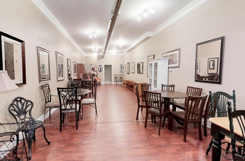 More Photos Of 79 King St W, Cobourg Storefront For Sale