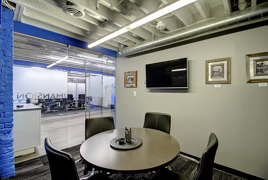 More Photos Of 2401 15th St, Denver Office For Lease
