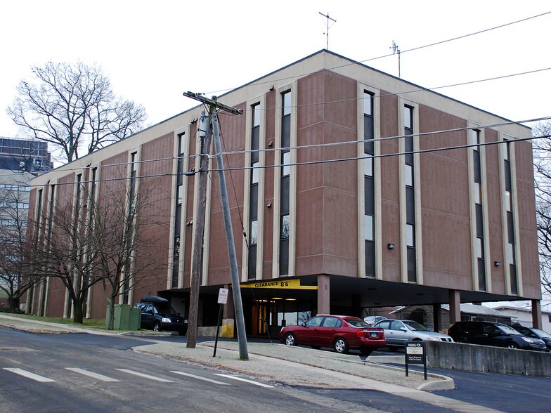 More Photos Of 27 Hospital Ave, Danbury Medical For Sale
