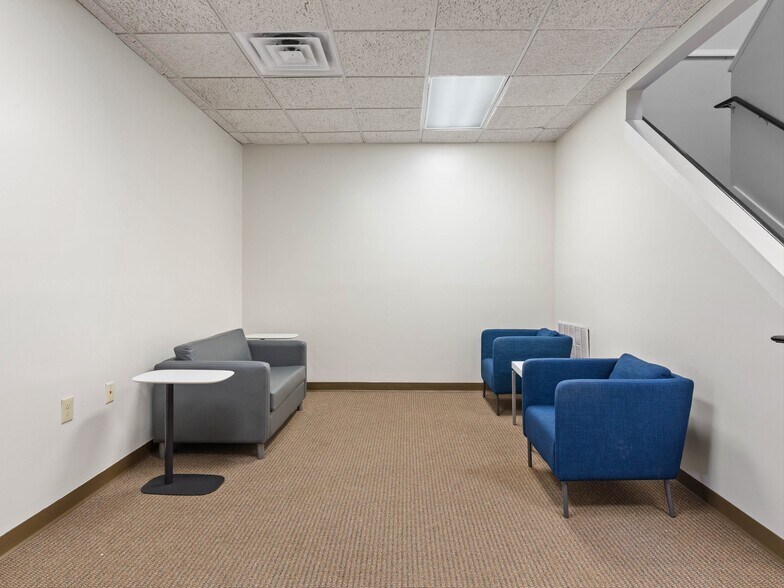 More Photos Of 86 Asheland Ave, Asheville Medical For Lease