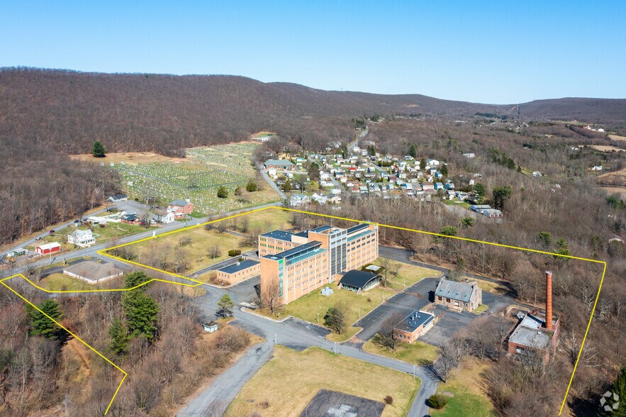 More Photos Of 101 Broad St, Ashland Hospital For Sale