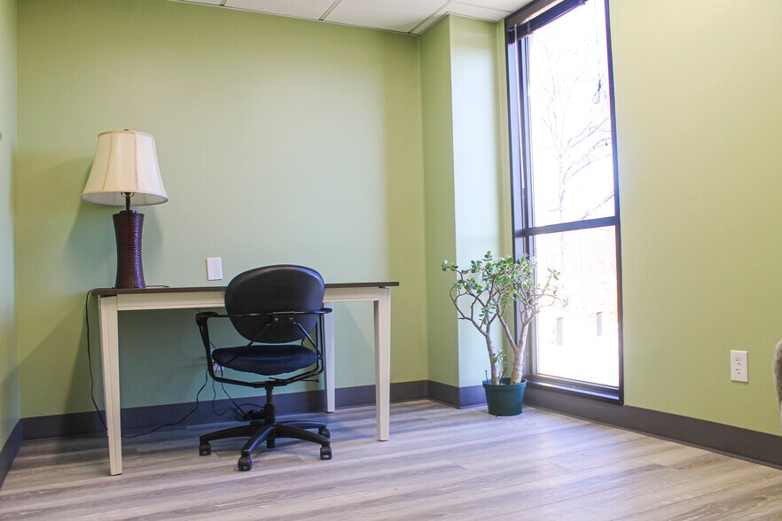 More Photos Of 425 Lake Ave N, Worcester Medical For Lease