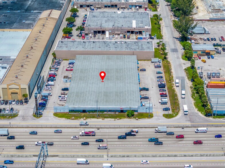 More Photos Of 7000 NW 77th ct, Miami Warehouse For Sale