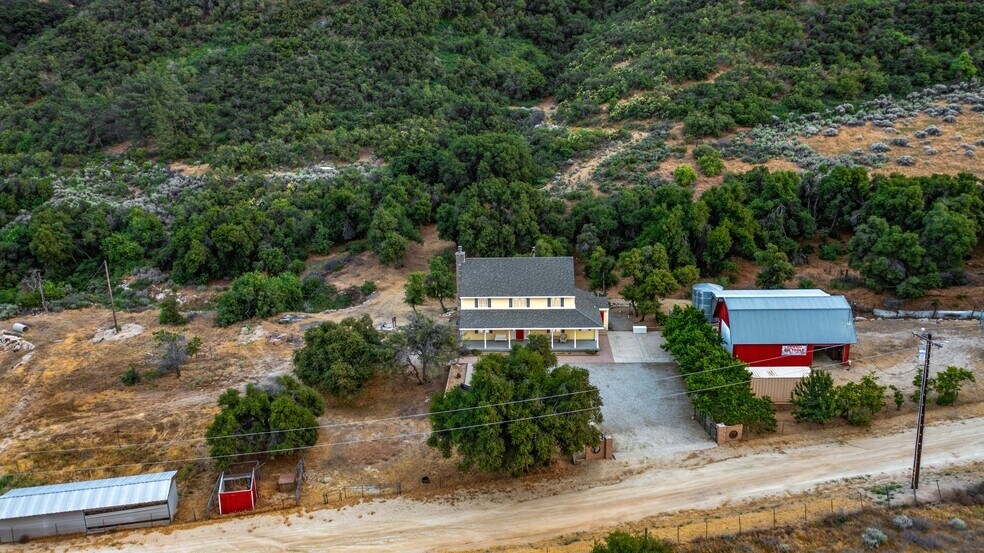 More Photos Of 11660 Lonesome Valley Rd, Leona Valley Specialty For Sale