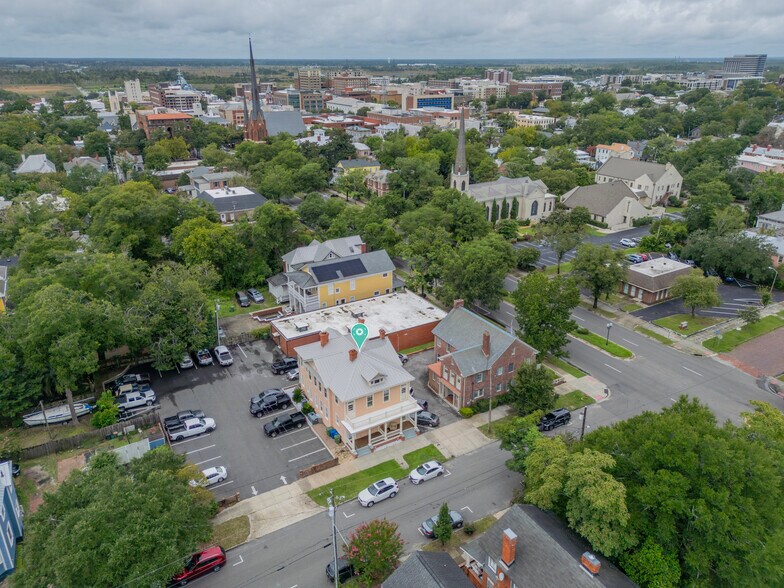 More Photos Of 8 S 7th St, Wilmington Office For Sale