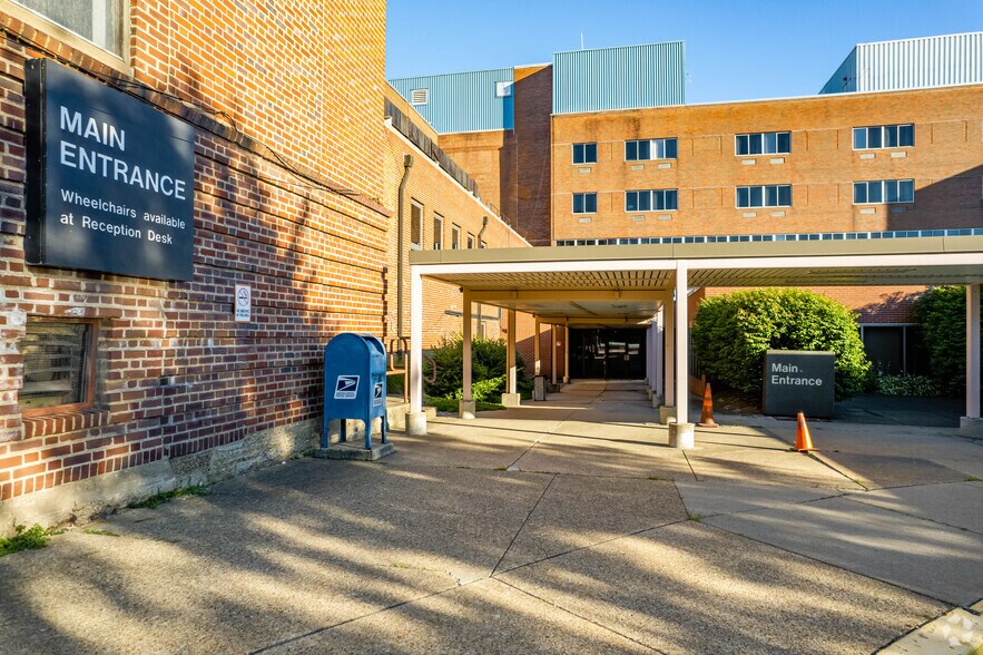 More Photos Of 651 Fourth Ave, New Kensington Hospital For Sale