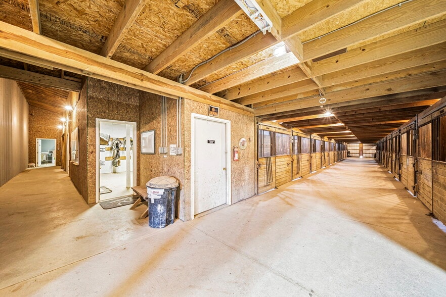 More Photos Of 6600 Vrooman Rd, Painesville Horse Stables For Sale