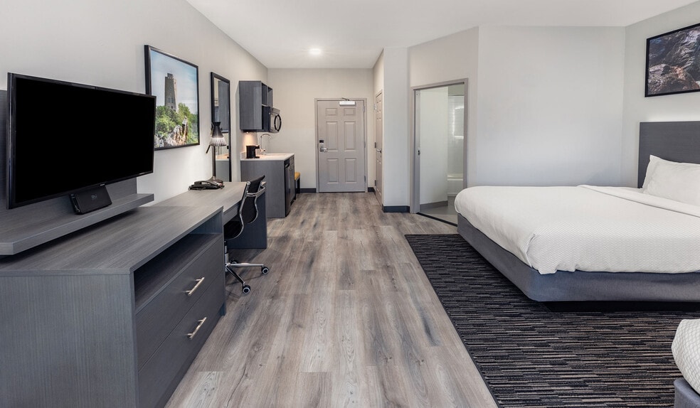 More Photos Of 2602 Rina Park Rd, Ardmore Hotel For Sale