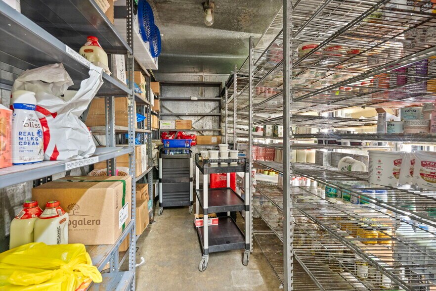 More Photos Of 12249 San Pablo Ave, Richmond Storefront For Sale