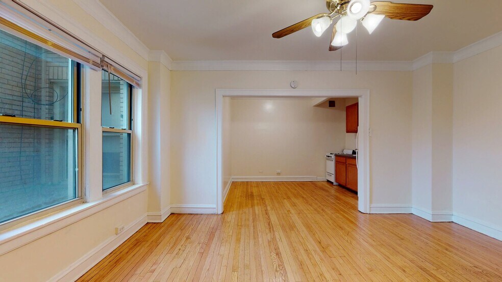 More Photos Of 6720 S Jeffery Blvd, Chicago Apartments For Sale