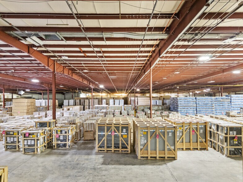 More Photos Of 201 Princeton Blvd, Adairsville Warehouse For Lease