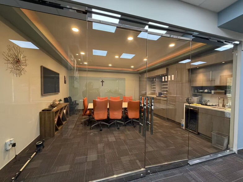 More Photos Of 660 N Diamond Bar Blvd, Diamond Bar Office For Sale