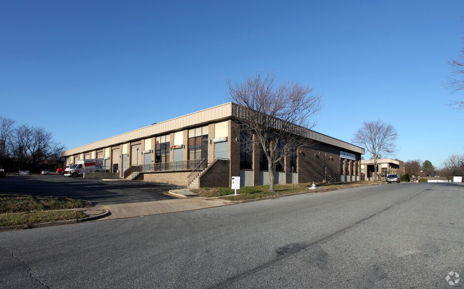Primary Photo Of 8000-8032 Fernham Ln, Forestville Warehouse For Lease