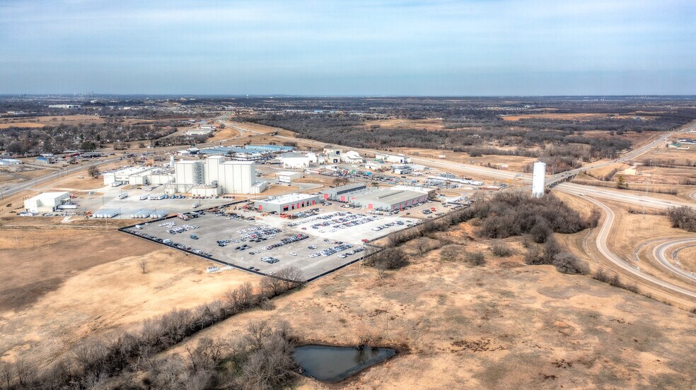 More Photos Of 20701 E 81st St, Broken Arrow Manufacturing For Sale