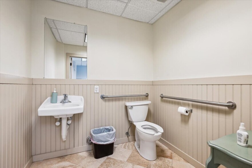 More Photos Of 1 Eastern Ave, Somerville Office For Sale