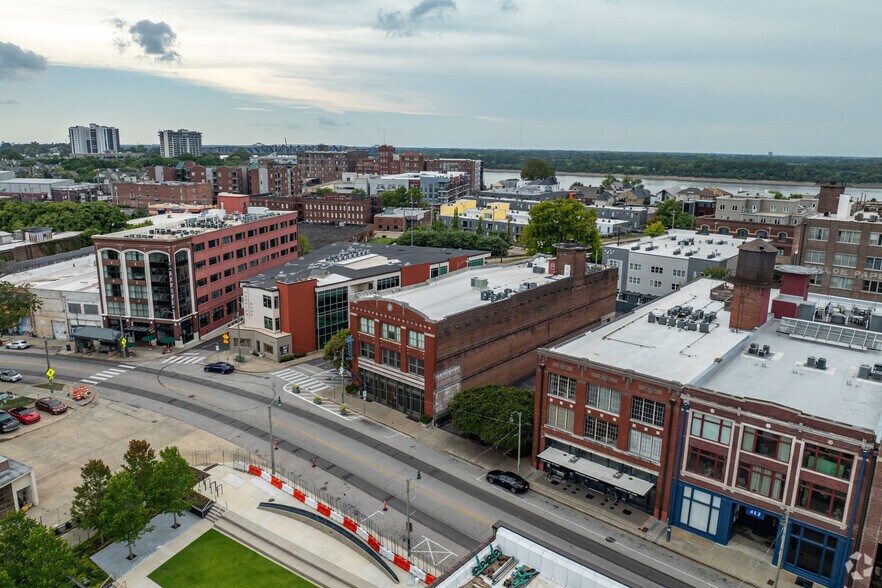 More Photos Of 431 S Main St, Memphis Loft Creative Space For Lease