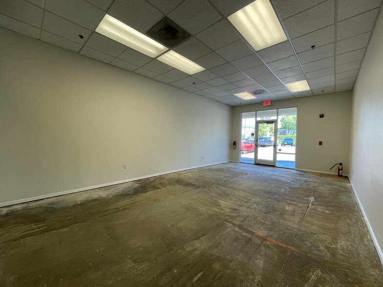 More Photos Of 3344 N Texas St, Fairfield Unknown For Lease